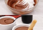 Mousse au chocolat légère, un dessert aérien et savoureux sur une assiette